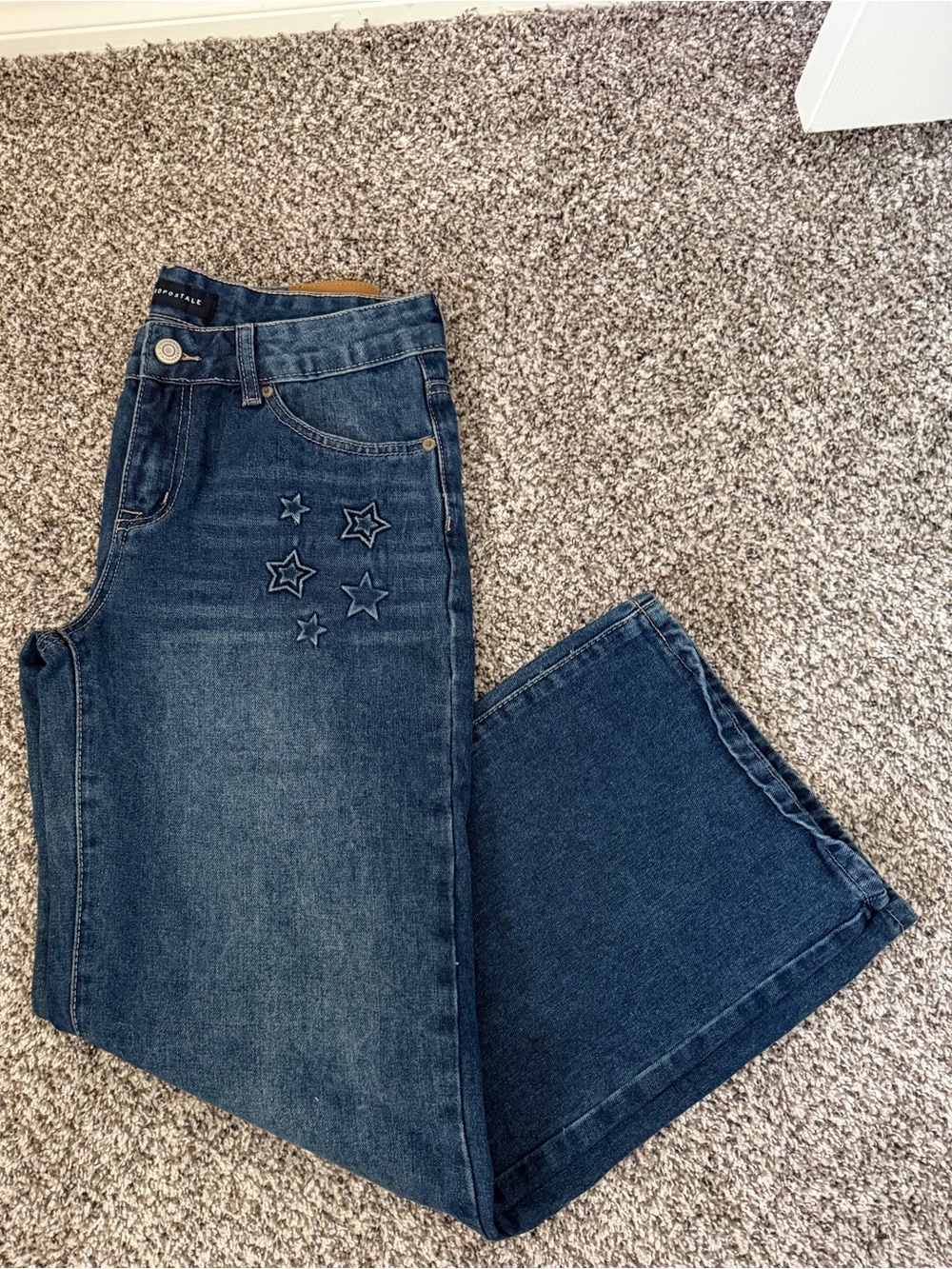 Aeropostale Dark Blue Baggy Wide Leg Jeans with Star Embroidery Size Small Short